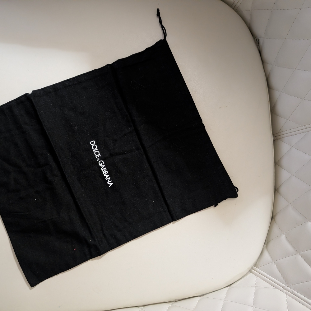 13 Designer Dust Bags LV, Celine, Prada, Louboutin, Manolo Blahnik, Tod’s, D&G - Picture 7 of 9
